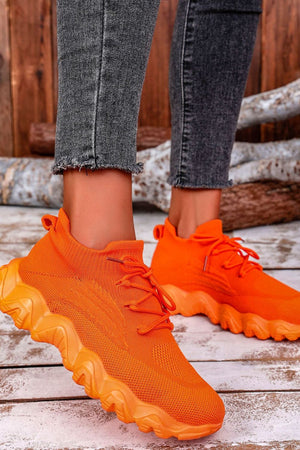 Left side view of Mesh Lace-Up Round Toe Athletic