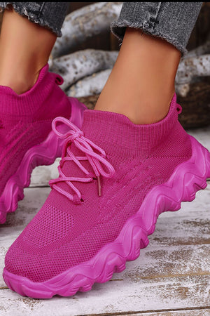 Side view of Mesh Lace-Up Round Toe Athletic