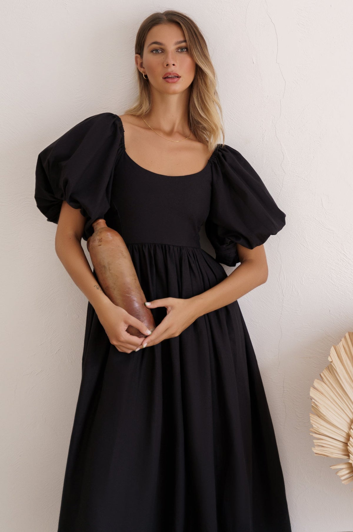 Cherie Puff Sleeve Midi dress-black
