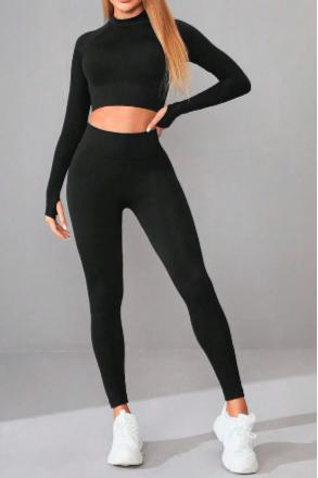 Woman wearing black legging set