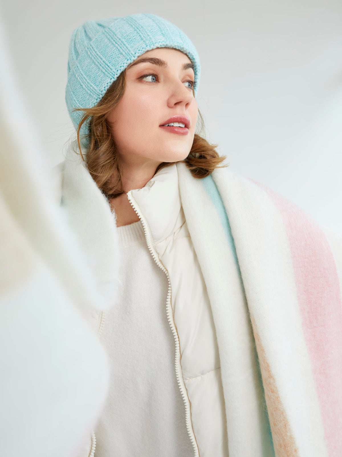 Front view of Coral hat