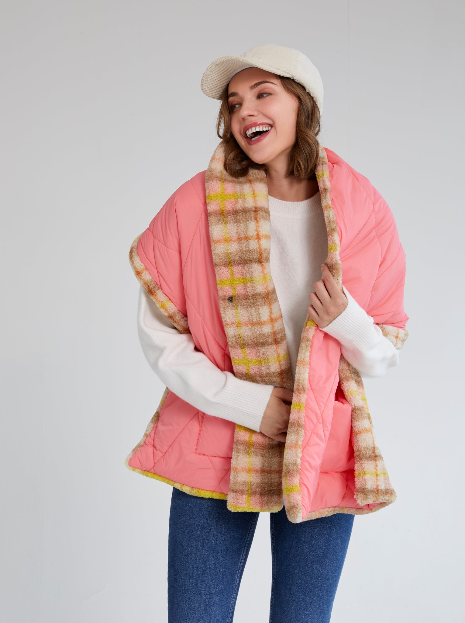 showing the front view of Shiraleah Malena Puffer Wrap, Pink 