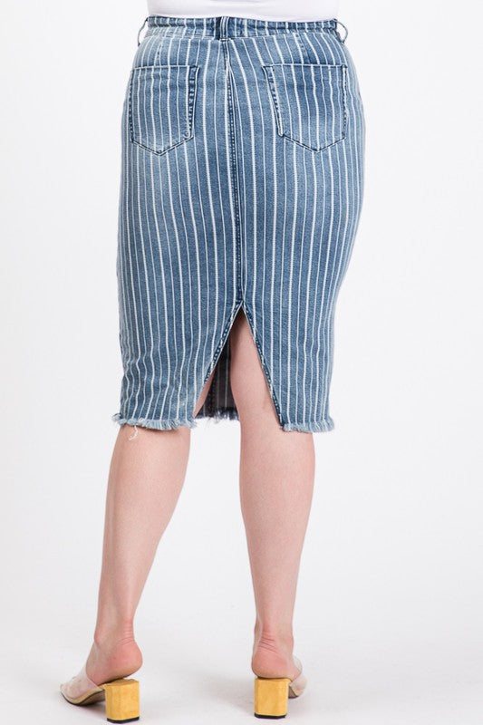 PLUS SIZE STRIPED BACK SLIT MIDI SKIRT