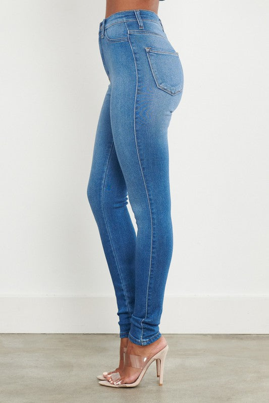 close uo side look at Skinny Jean