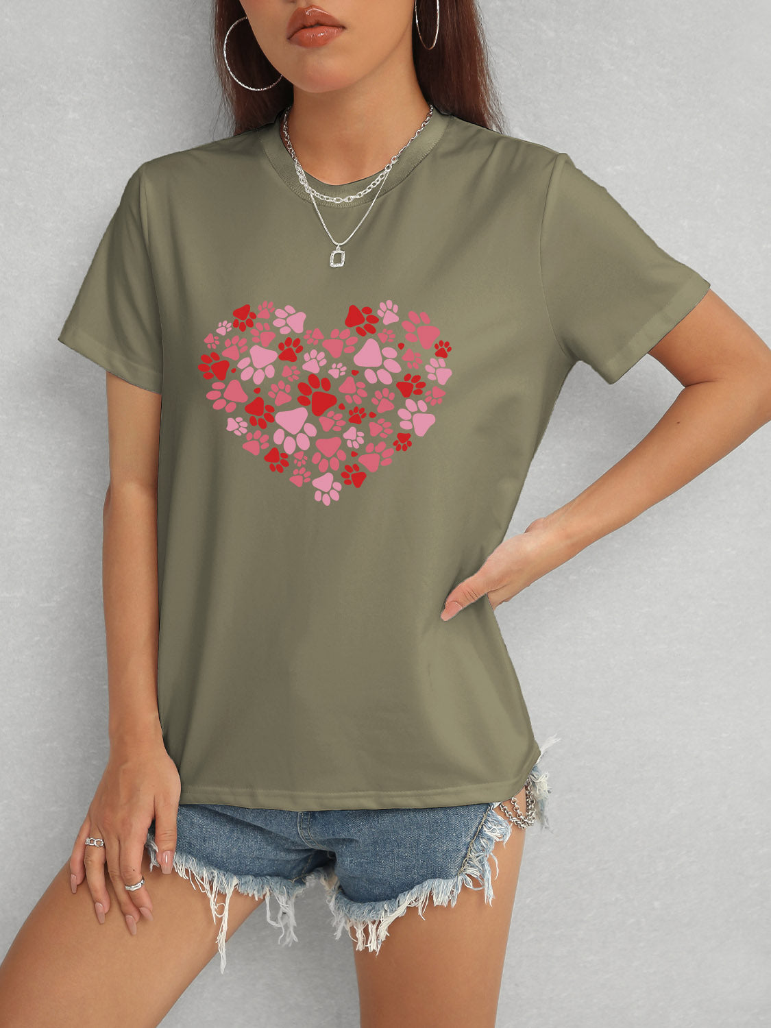 Green Heart Round Neck Short Sleeve T-Shirt