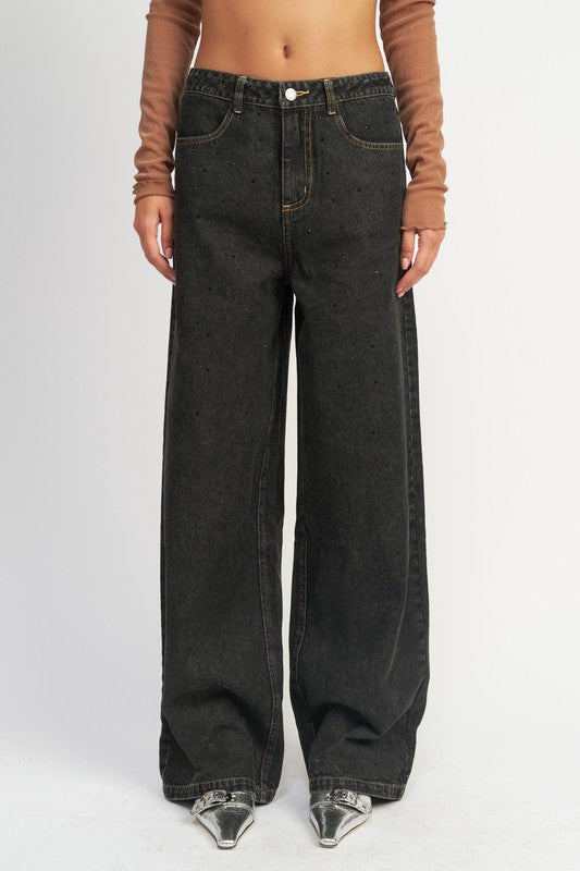 BOYFRIEND PANTS WITH CONTRASTED STITCHING