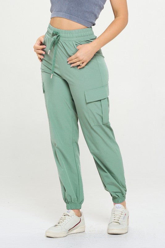 Women&#39;s Cargo Joggers Lightweight Quick Dry Pants for everyday wear
