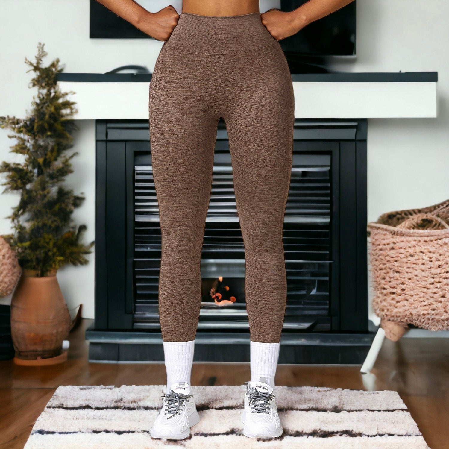 Back Patch Pocket Textured Leggings-coffee