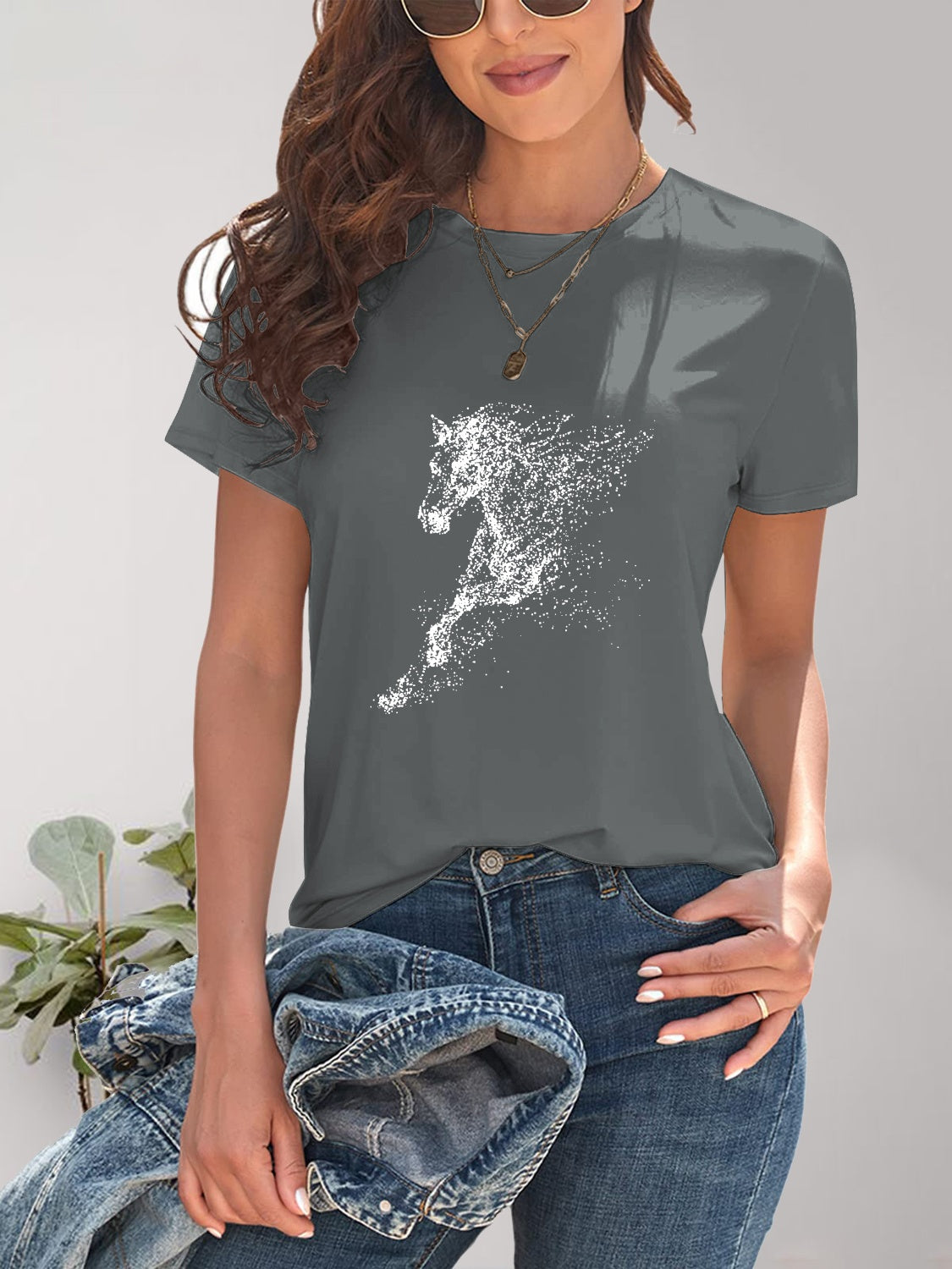 Gray Horse Round Neck Short Sleeve T-Shirt