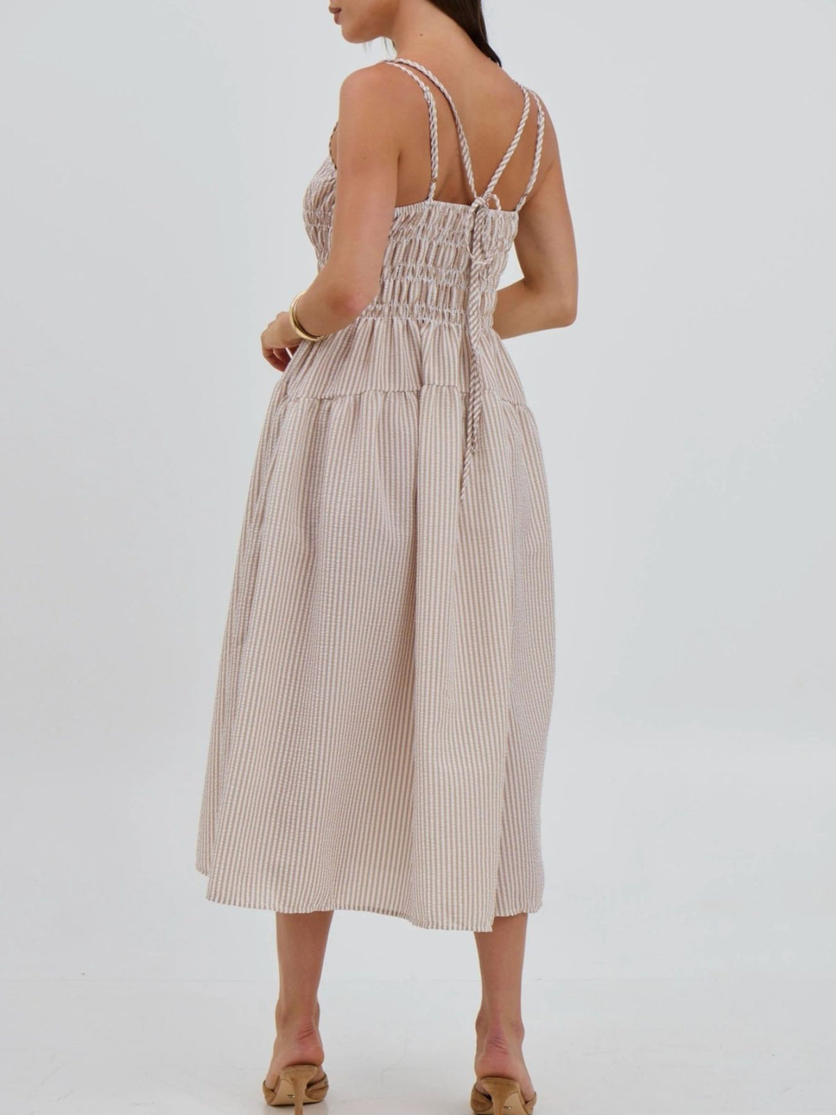 4ed8b75f-1565-40c5-9d07-aa9606430e3f-Max