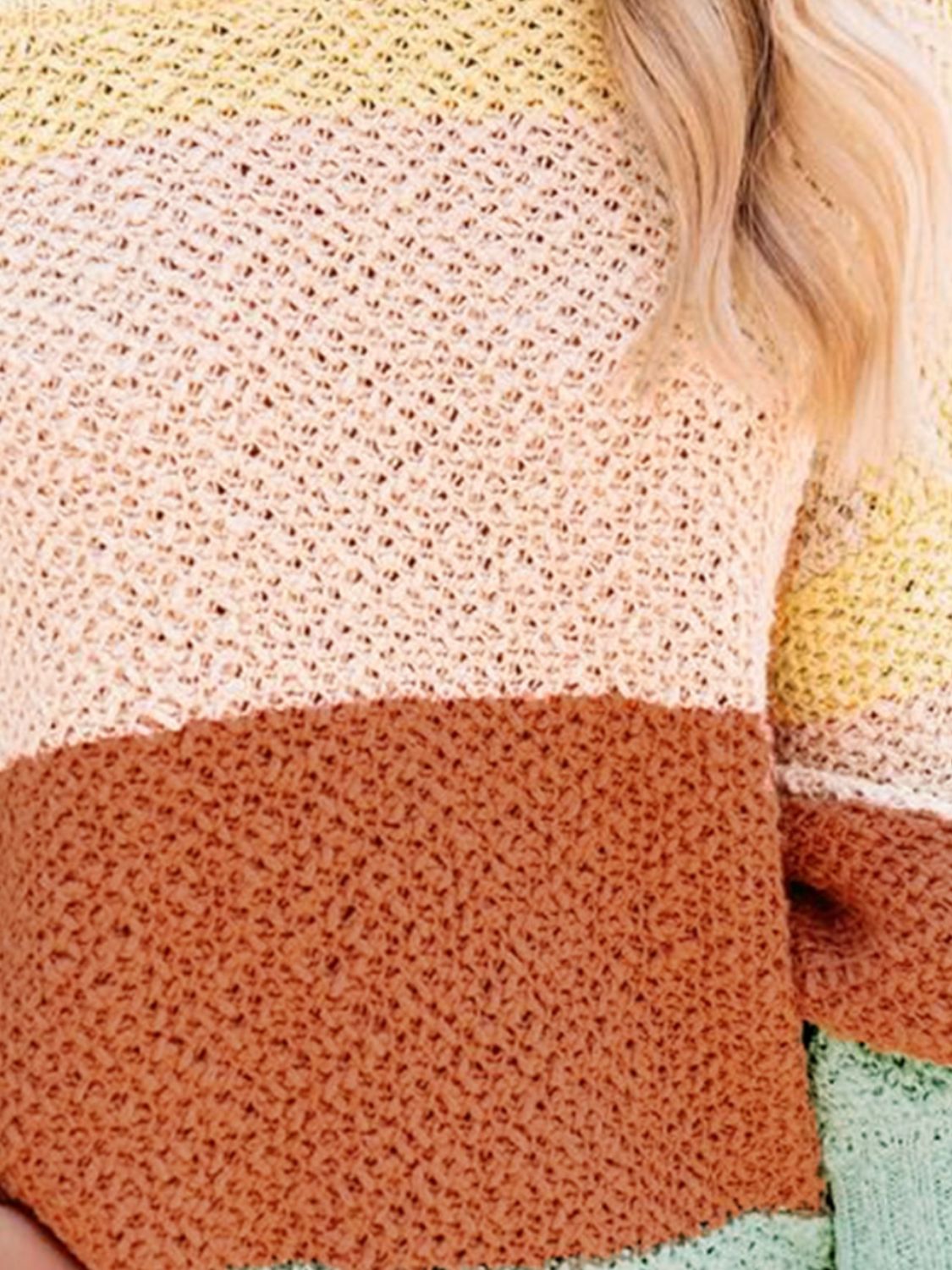 Another close up of Color Block Round Neck Long Sleeve Sweater