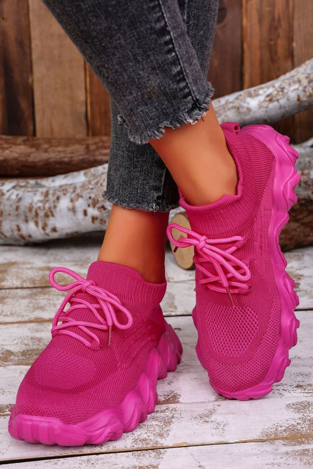 Front view of Mesh Lace-Up Round Toe Athletic