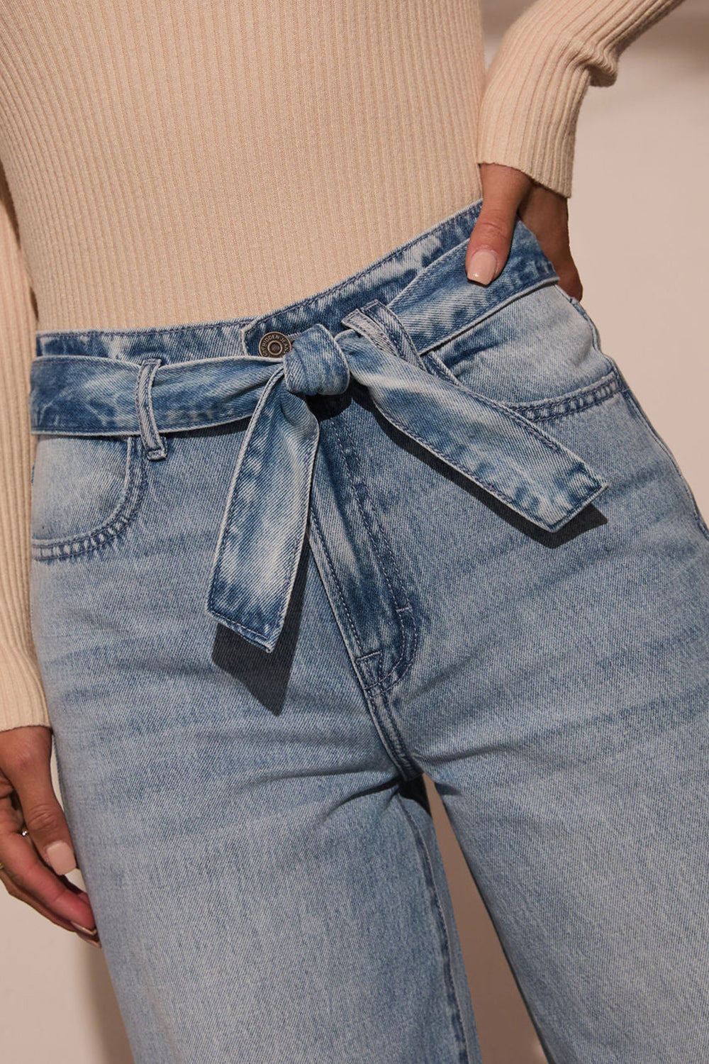 Close up of belt on Tied Wide Leg Jeans with Pockets
