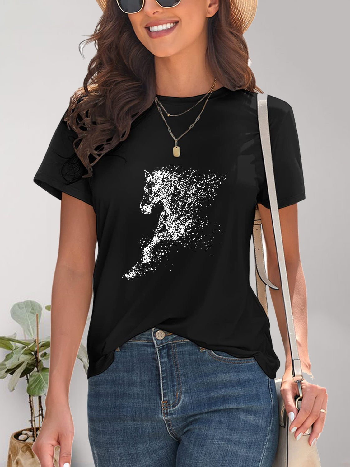 Black Horse Round Neck Short Sleeve T-Shirt