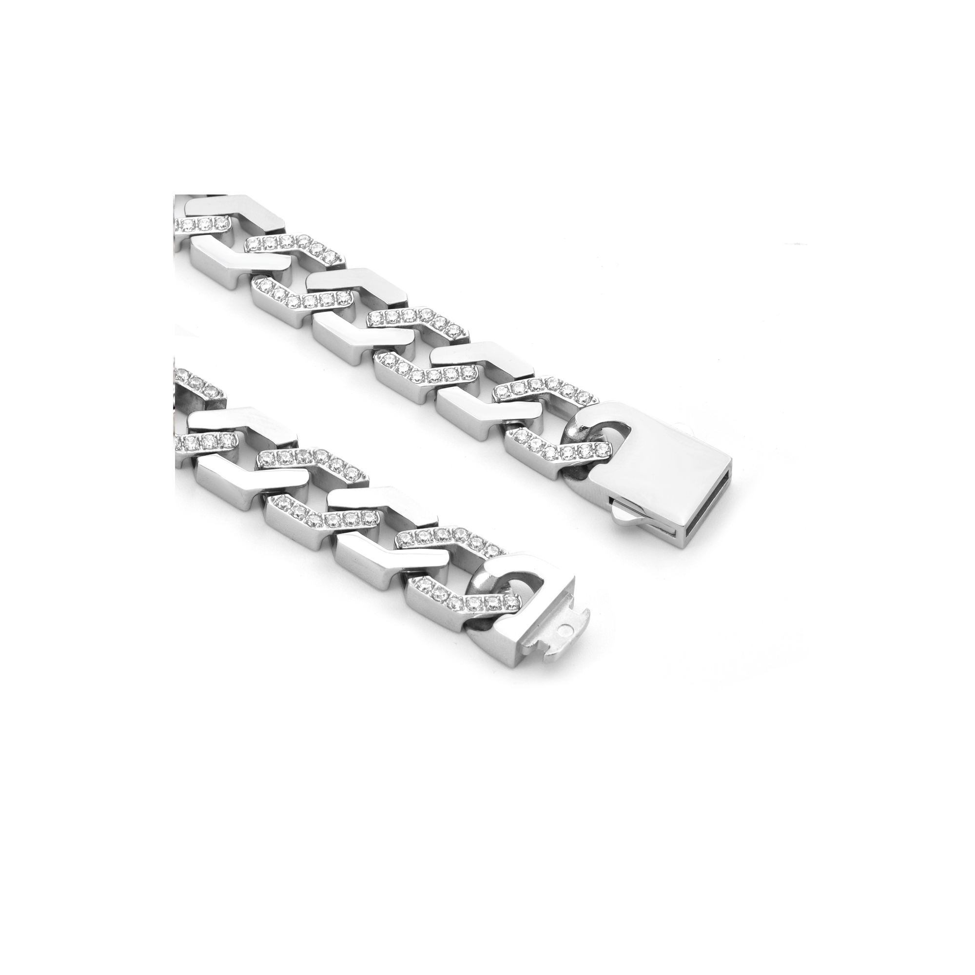 A view of the link on B.Tiff Pavé High Polish Gold Flat Angular Cuban Link Bracelet