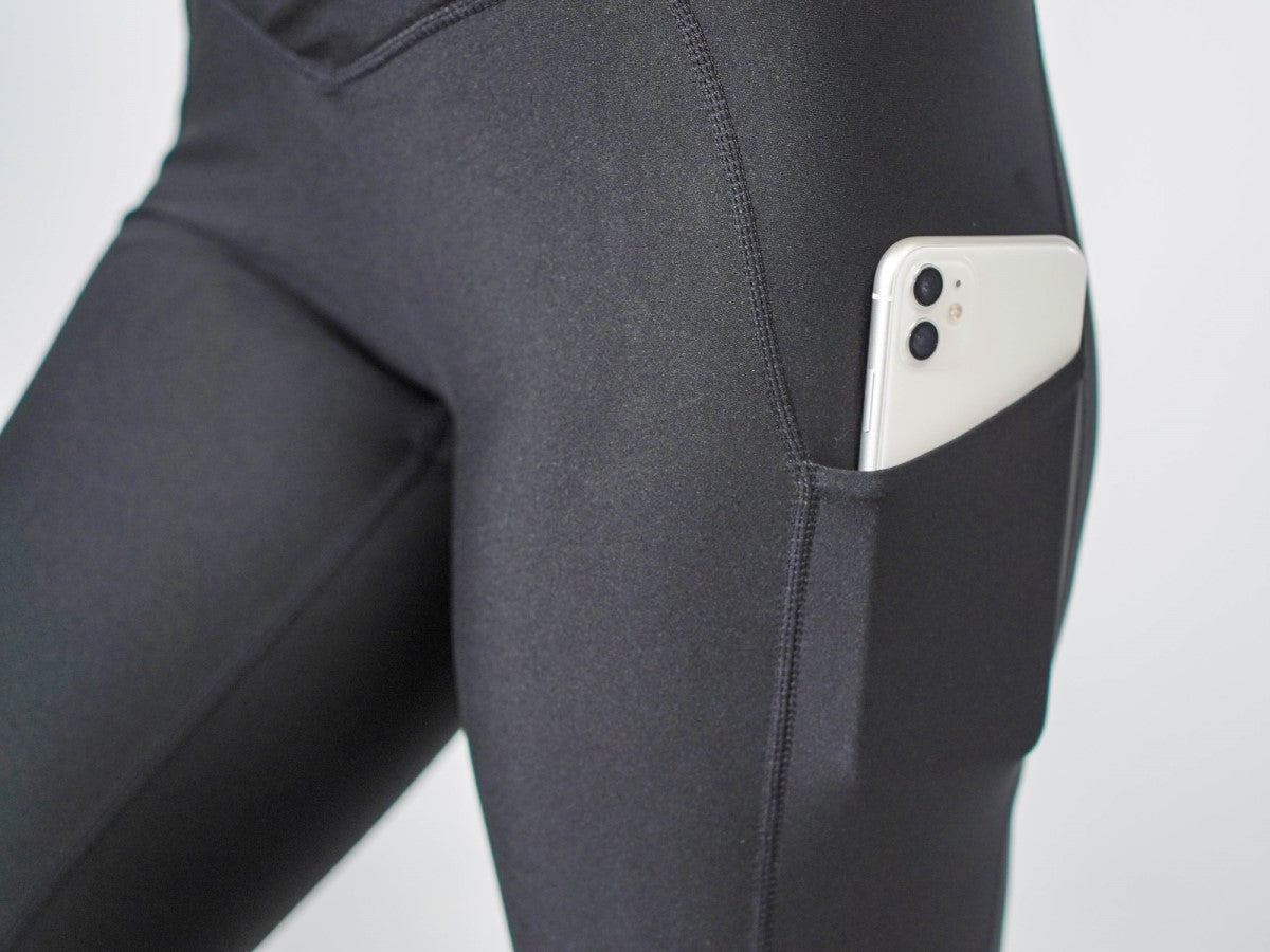 Pristine Pocket Capri Leggings | CLASSIC BLACK 
