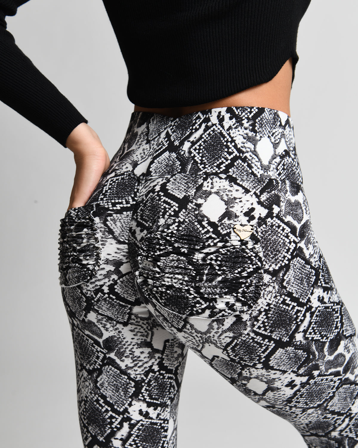 View of pocket on *Wild at Heart* (Dream Light Leggings)