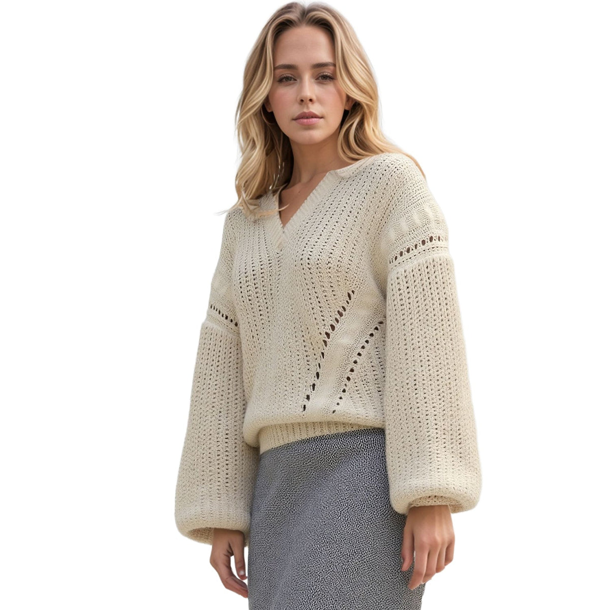 Pleione Womens Loose Knit Sweater in Cream