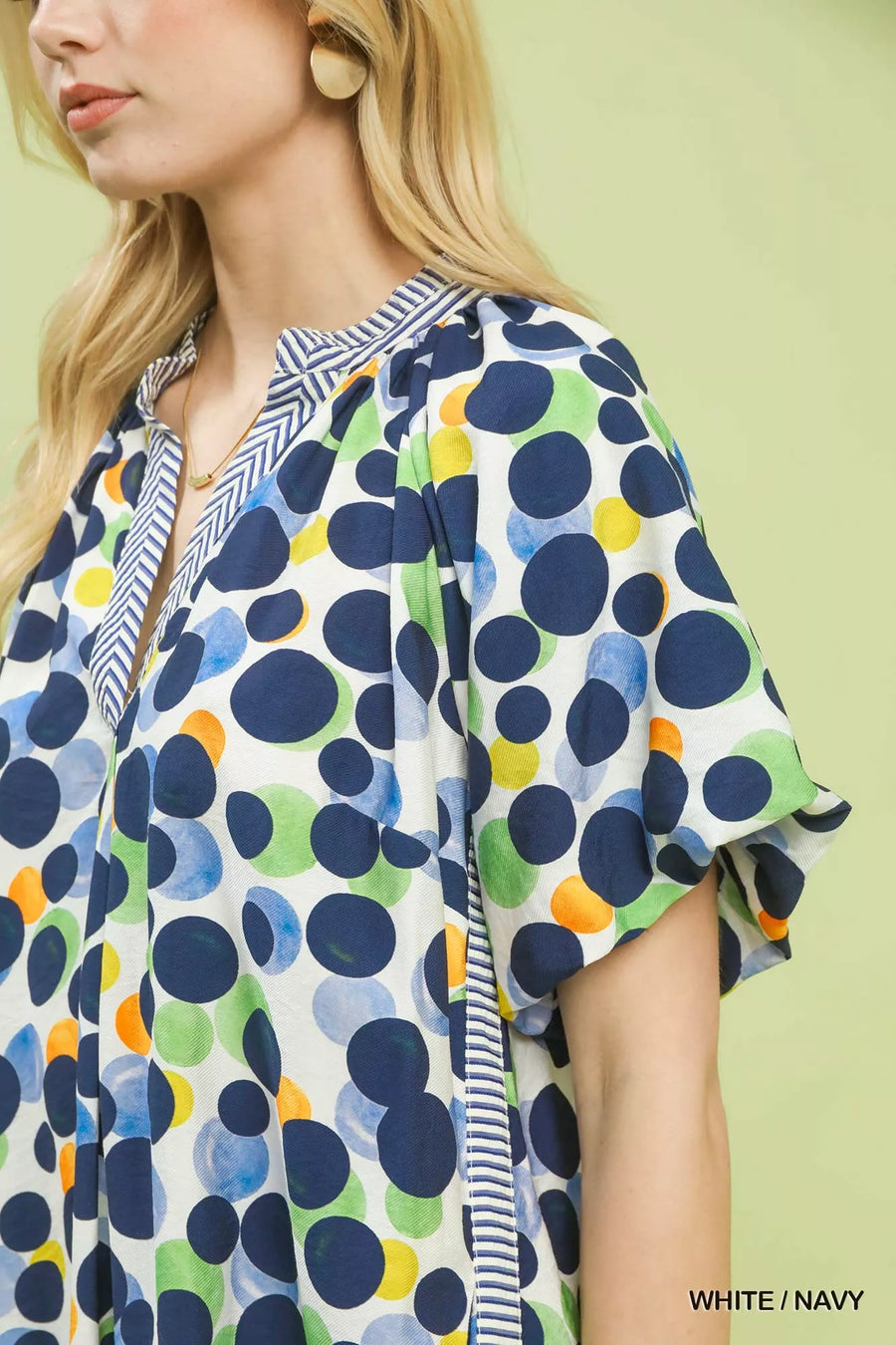 Close up view of sleeve on Umgee Polka Dot Print Tunic Dress