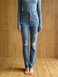 afa32a95-f94e-46e0-ba49-67cb4ea1fe9d-Max