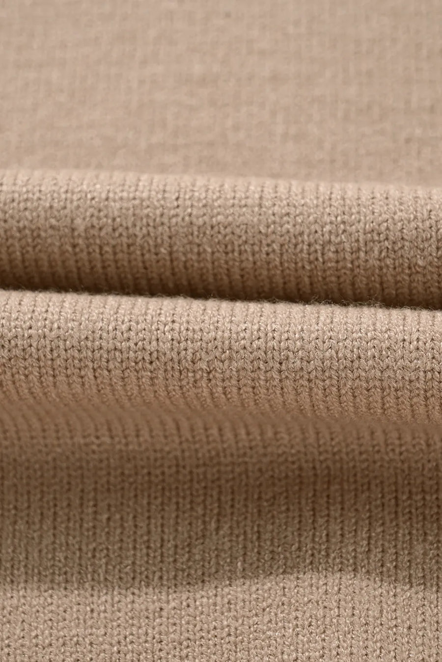 Zoo in view of fabric on Contrast Round Neck Long Sleeve Sweater