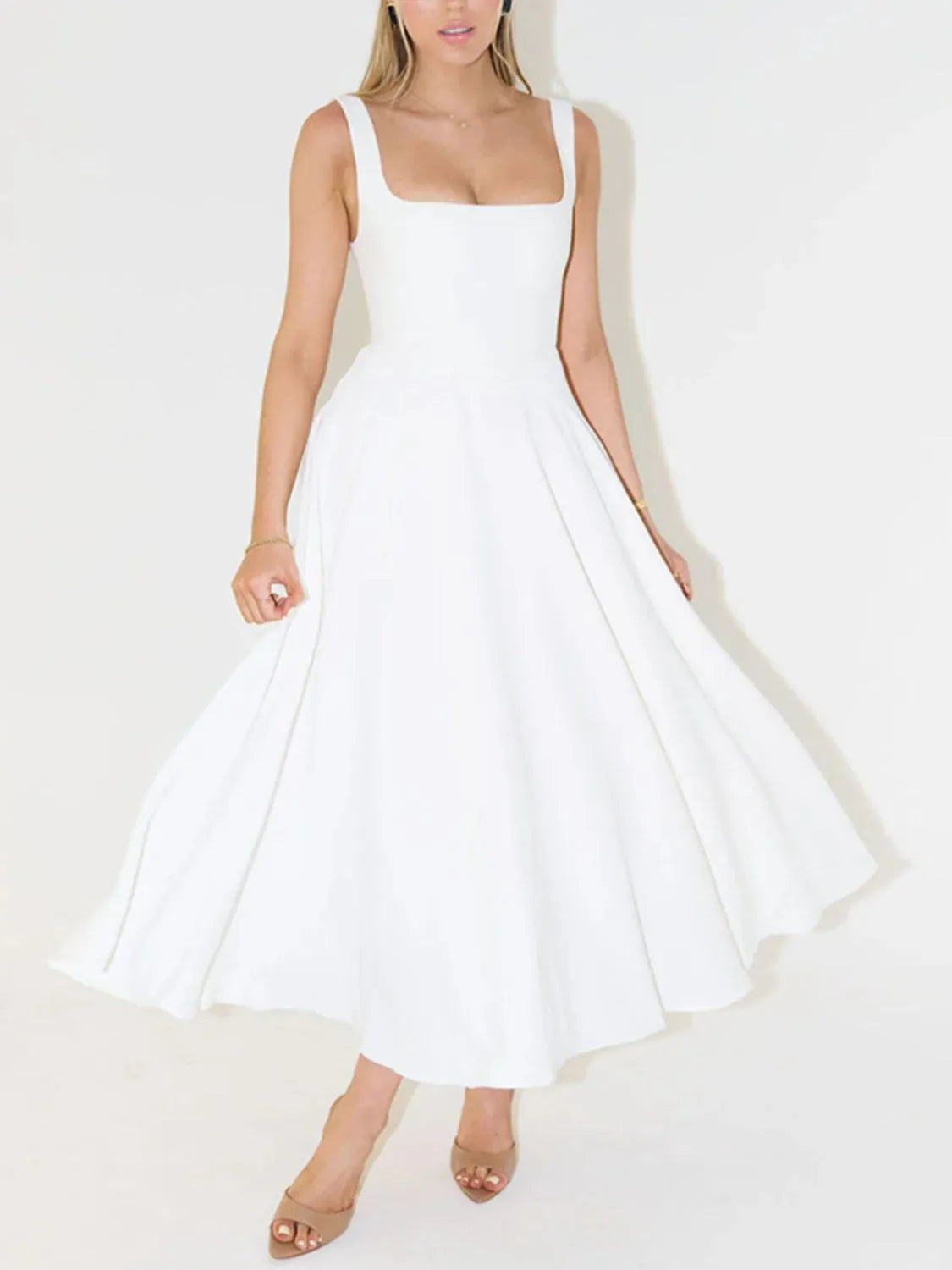 close up view of white Max-Origin dress