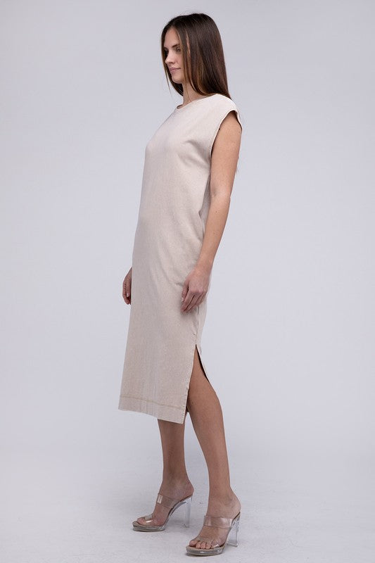 Right side view of Casual Comfy Sleeveless Midi Dress