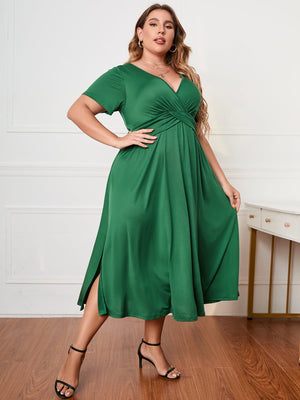 Green Honey Plus Size Short Sleeve Surplice Neck Midi Dress