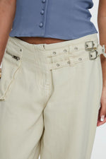 Close up view of white Wide Leg Jeans with Pockets