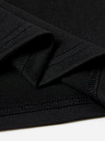 The hem on black Graphic Round Neck Short Sleeve T-Shirt