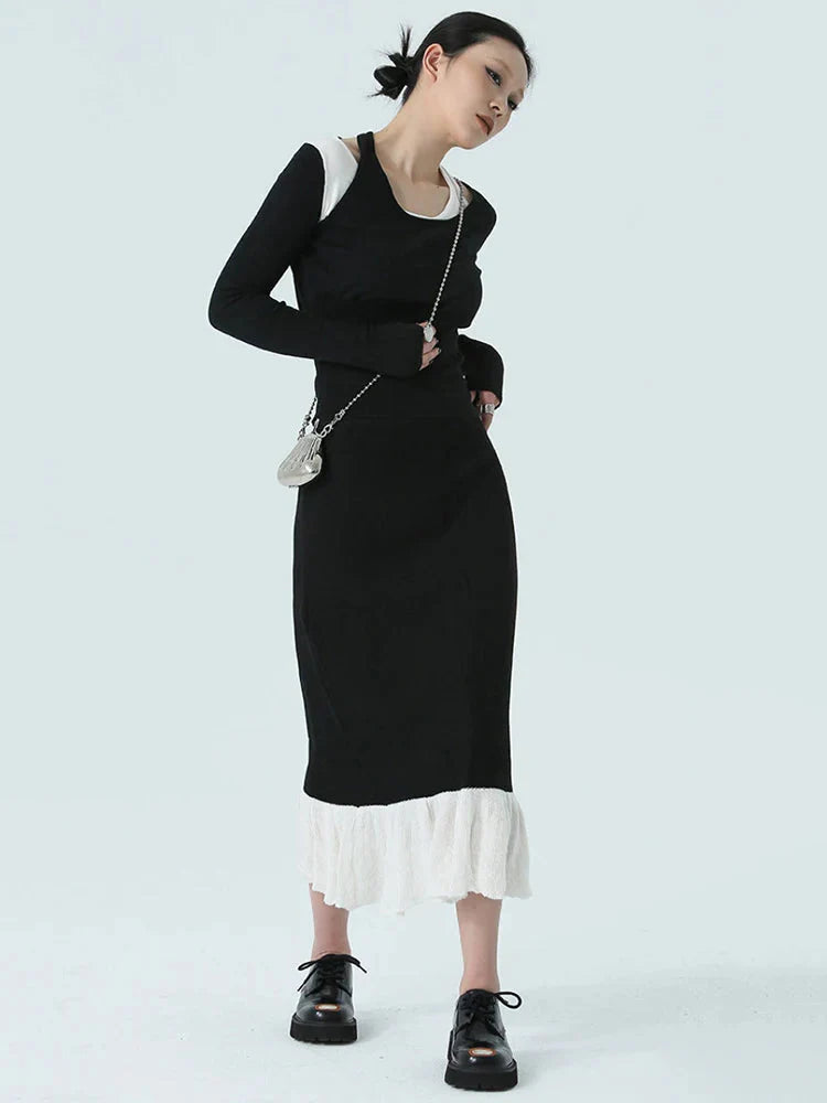 Another front view Chambrey Cutout Skirt 