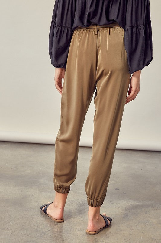 SATIN PANTS WITH BELT