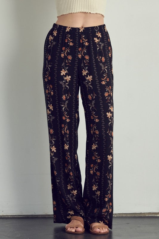 Palazzo pants in floral rayon gauze-black