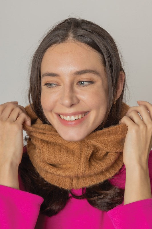 Solid Knitted Snood