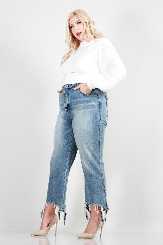 PLUS SIZE DISTRESSED DAD JEANS