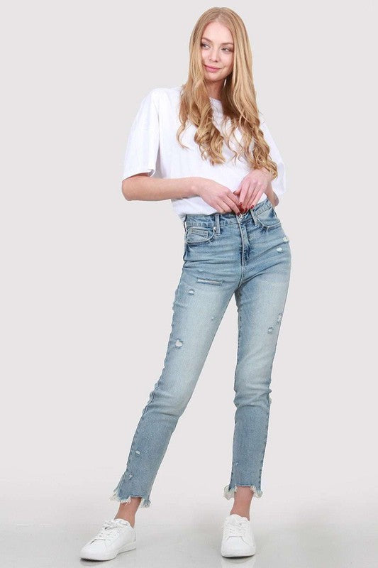 HIGH RISE RELAXED SKINNY