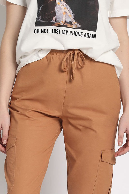 Close up view of the  HIGH WAISTED CARGO PANTS