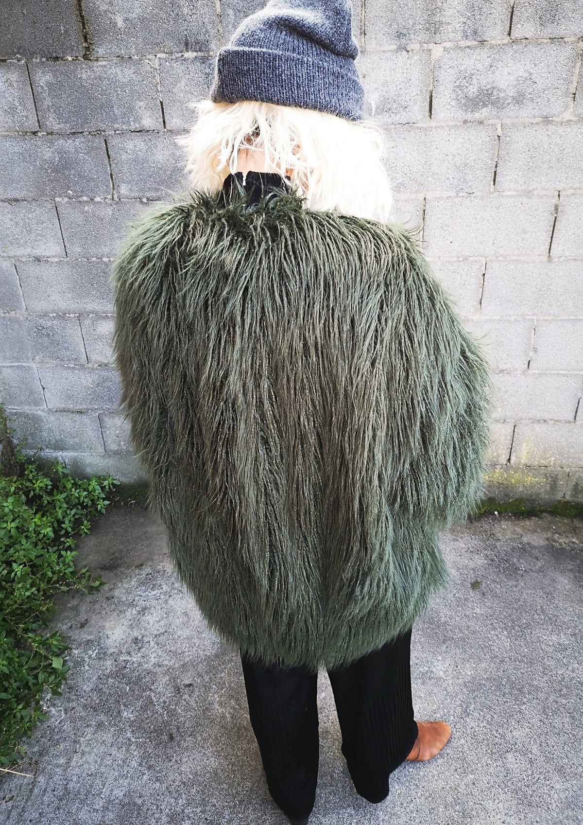 PILOT JACKET - FAUX FUR SHAGGY dark green / FUR LINING black by BERENIK