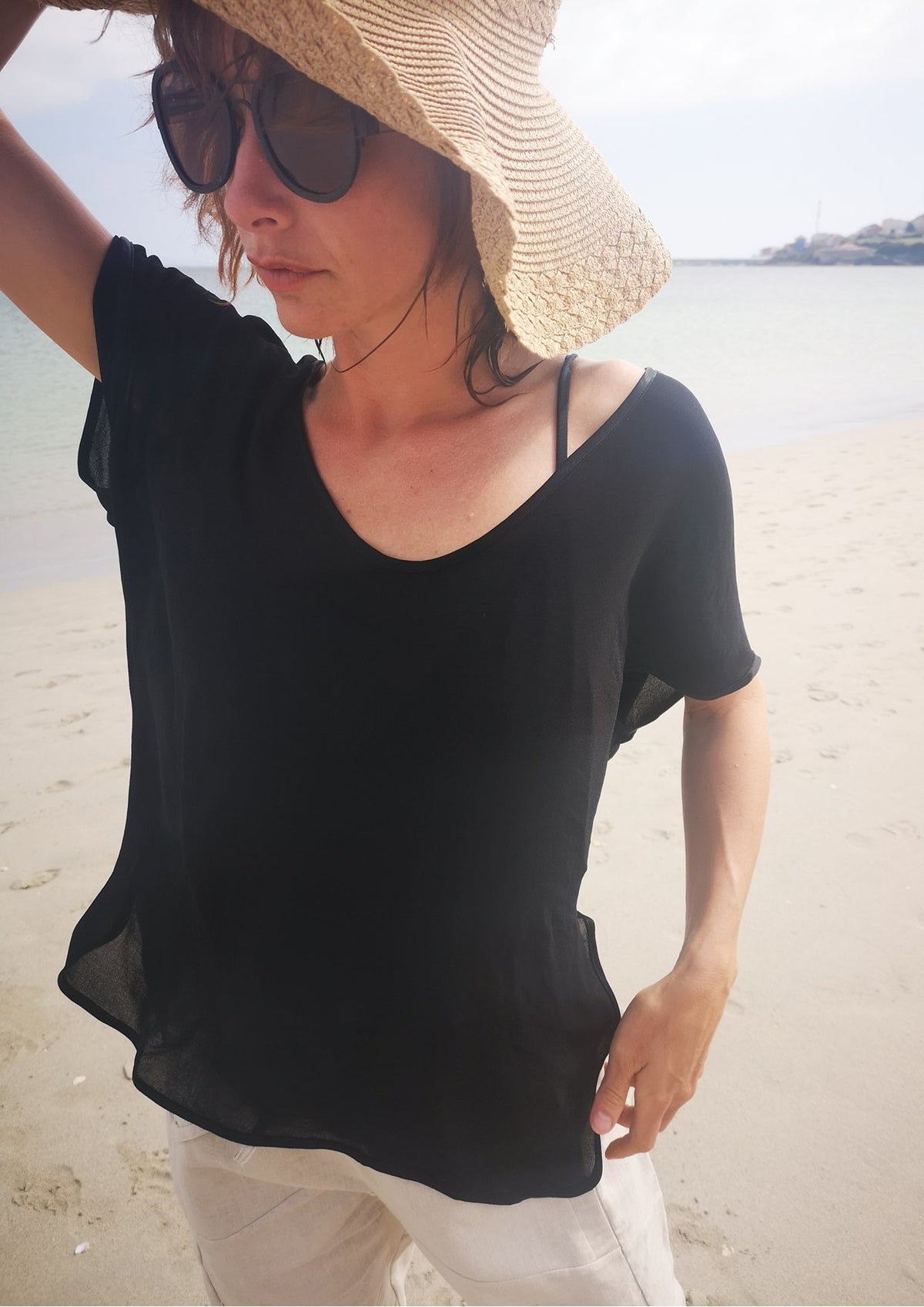 SHIRT SLEEVELESS V-COLLAR - VINTAGE GEORGETTE black by BERENIK - East Hills Casuals