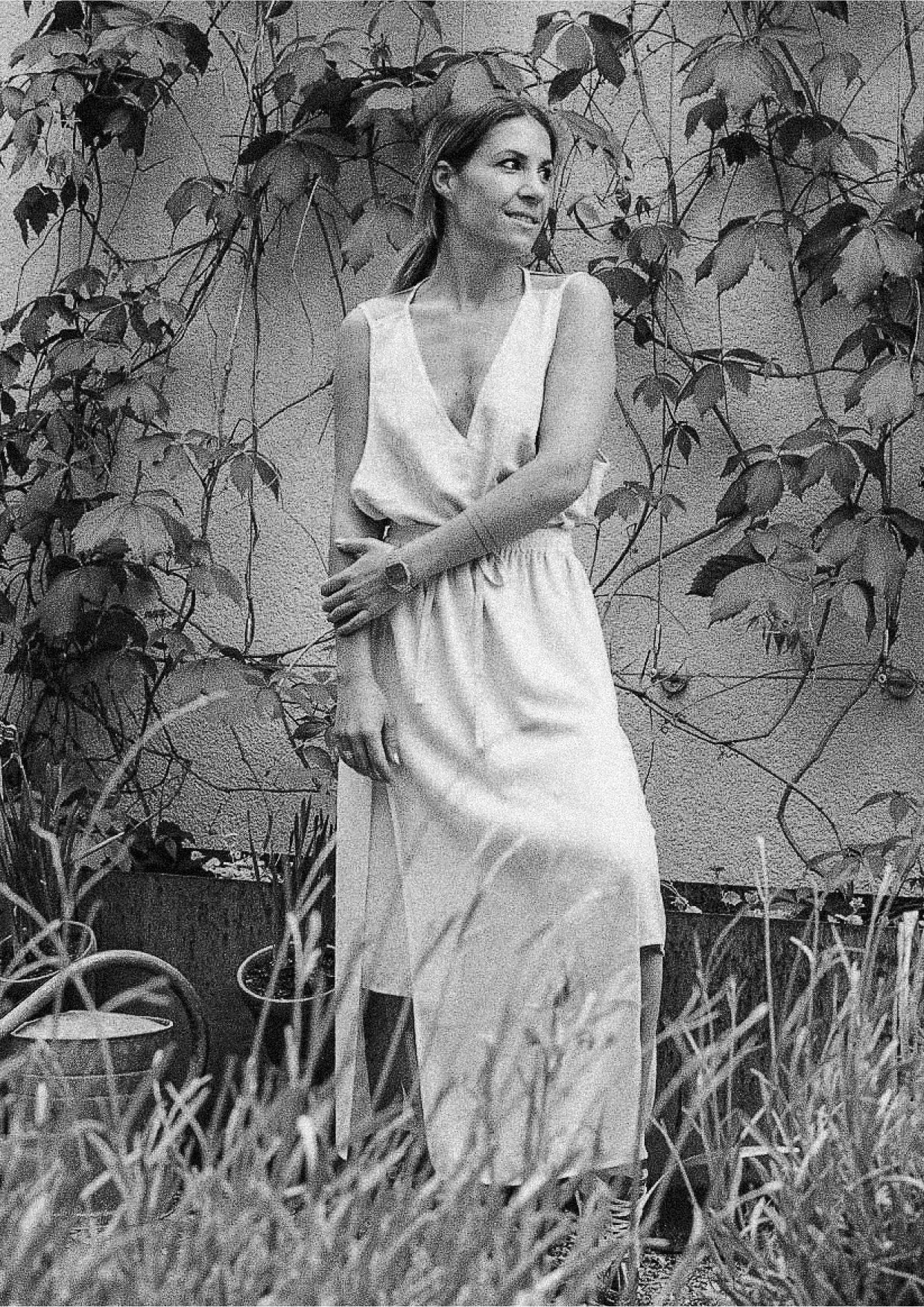 TOP - SPAGHETTI STRAPS CREME by BERENIK - East Hills Casuals